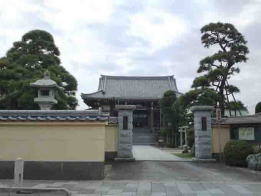 Jounji Temple and pine trees