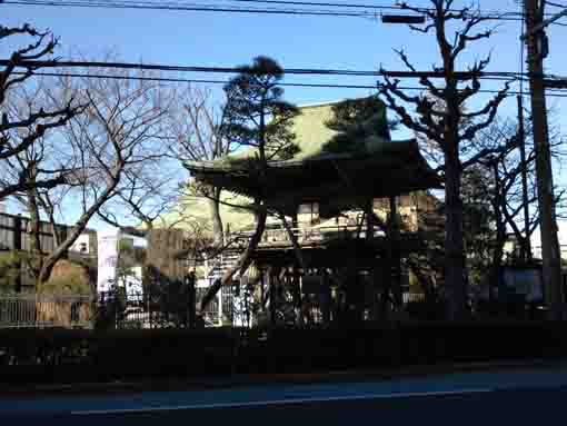 the bell tower in Anrakuji Temple