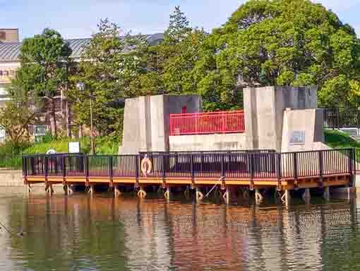 新左近川親水公園の海岸水門