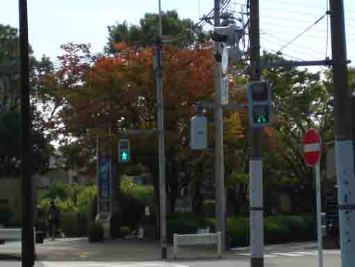 一之江境川親水公園の青い看板