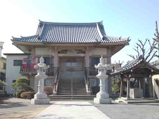 the main hall of Kaishosan Shinzoin in Kasai