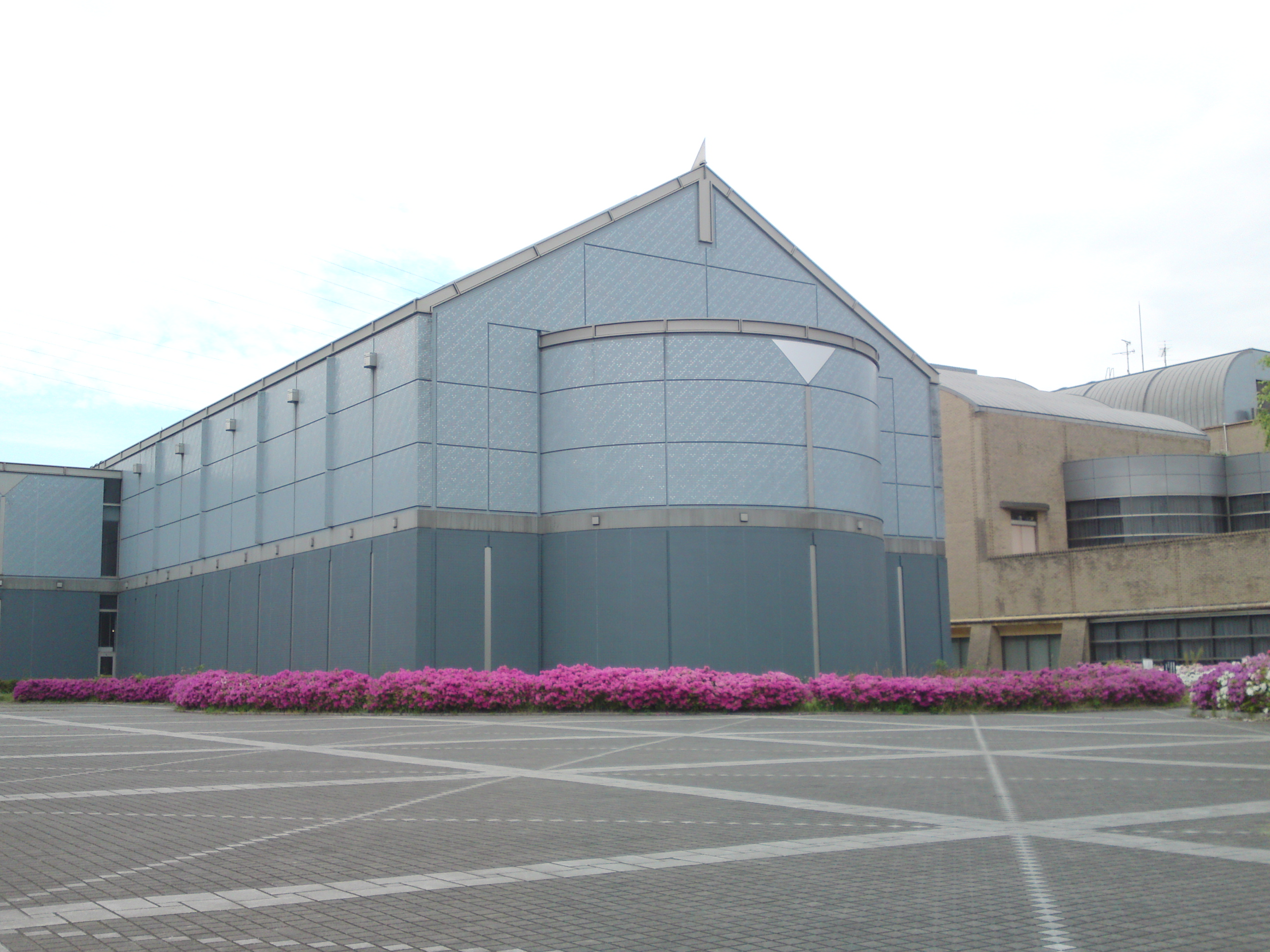 2015年ツツジの名所産業科学館１