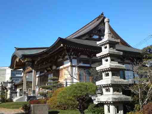 the main hall of Kannouji