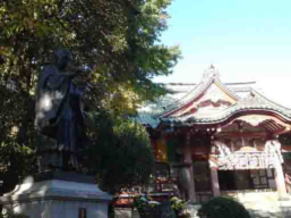 Okunoin at Nakayama Hokekyo-ji