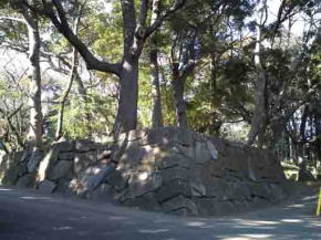 里見公園の石垣