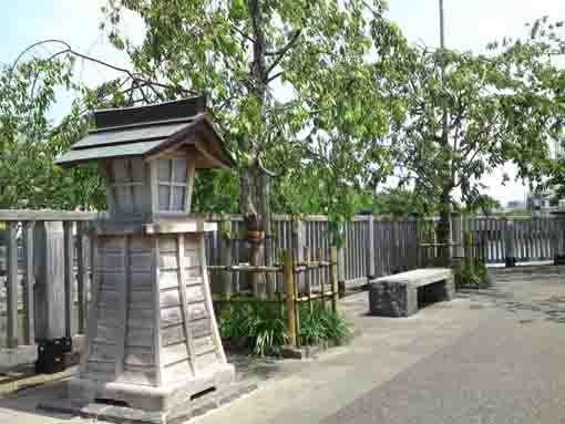 a wooden bridge on Shinkawa