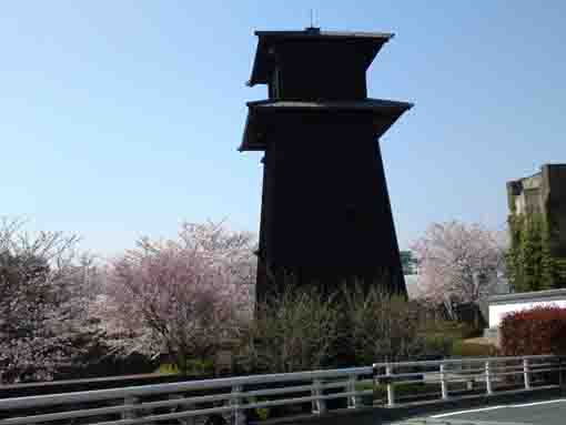 Nishi Suimonbashi and the fire lookout