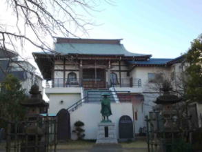 Shinmeiji Temple's main hall