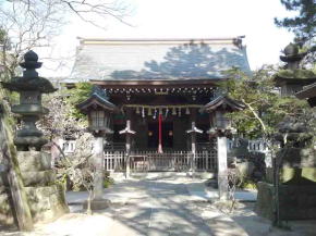 the main hall of Shirahata Tenjinsha Shrine