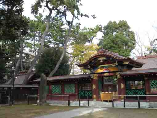 常盤神社と意富比神社の本殿