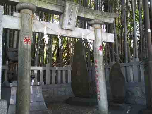 不知森神社