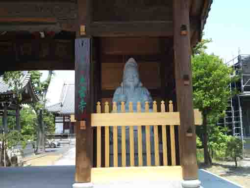 the statue of Ebisuten in Yakushadera